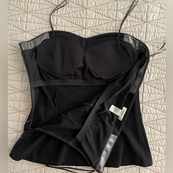 Caché 2 piece beaded matte finish skirt and crop TOP sz8 SKIRT sz 10 spandex 4% - Picture 3 of 12